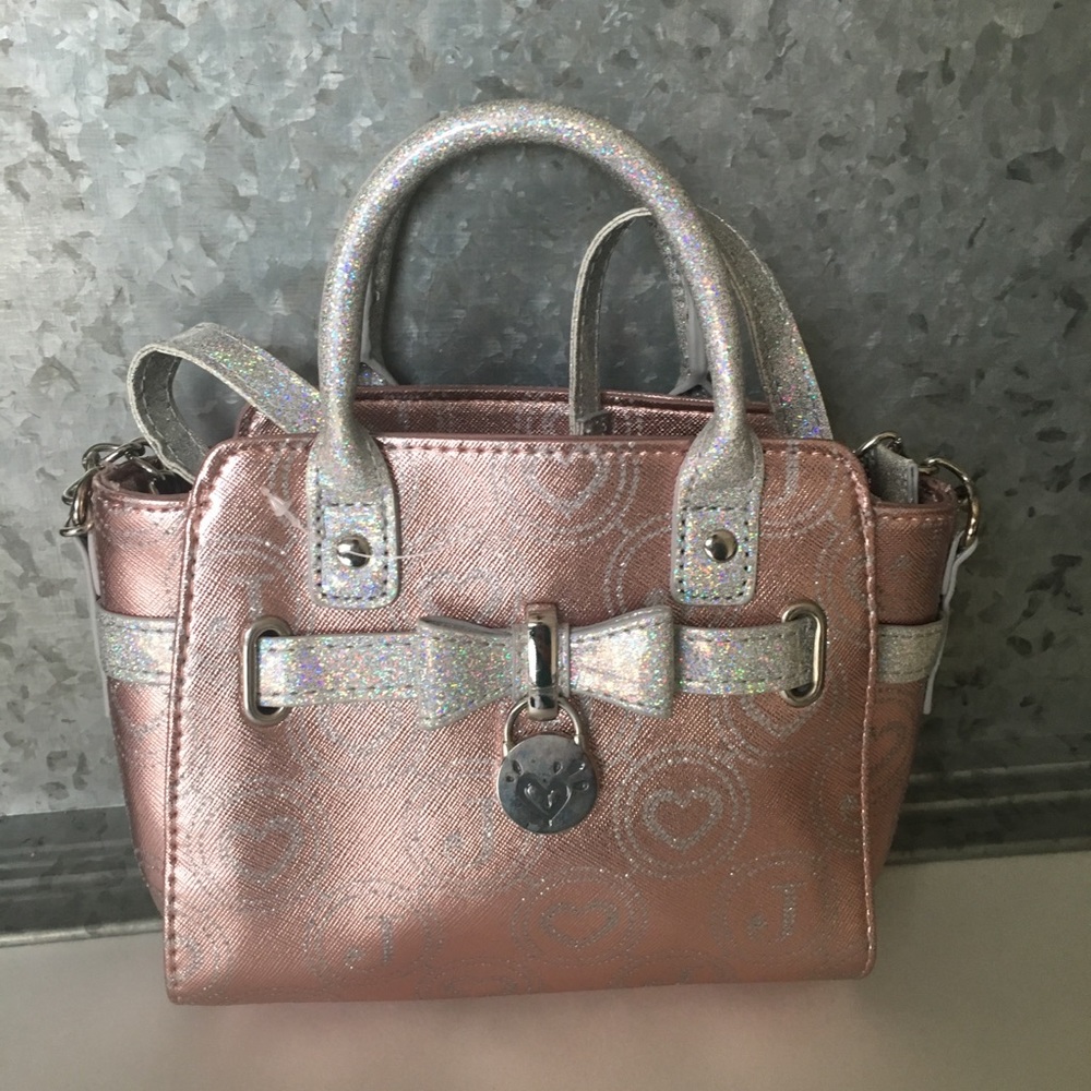 Justice purse